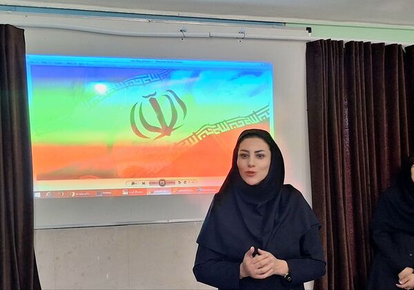بازدید مدیرکل آموزش و پرورش استان چهارمحال وبختیاری در آموزشگاه استثنائی امید شهرستان بروجن 