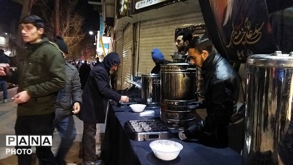 گذری بر فعالیت مدرسه گلشن در شب ۲۳ ماه رمضان 