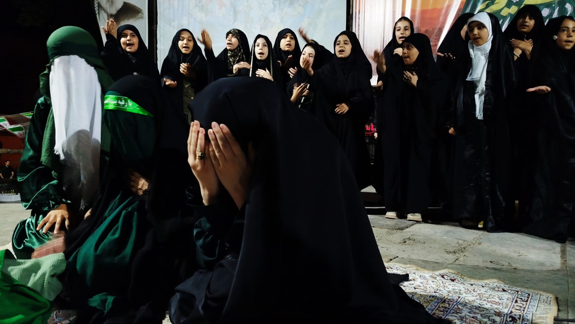 روایت مظلومیت طفل سه ساله ابا عبدالله الحسین در تجمعات شبانه 