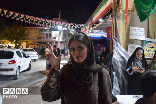 مهمانی بزرگ خیابانی عید سعید غدیر خم در فارسانِ 