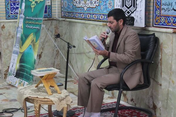 آیین عطرافشانی و گل افشانی مزار شهدا در سمنان
