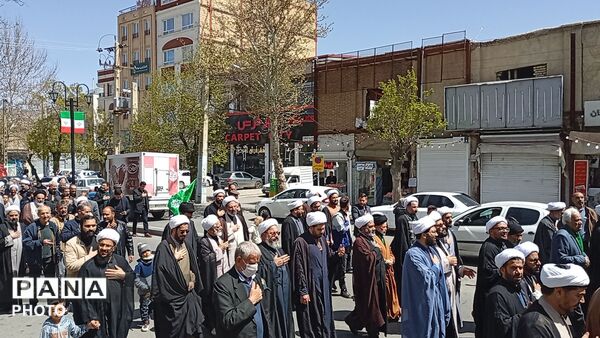 حضور پرشور مردم ملایر در عزاداری سالروز شهادت امام جعفر صادق (ع)
