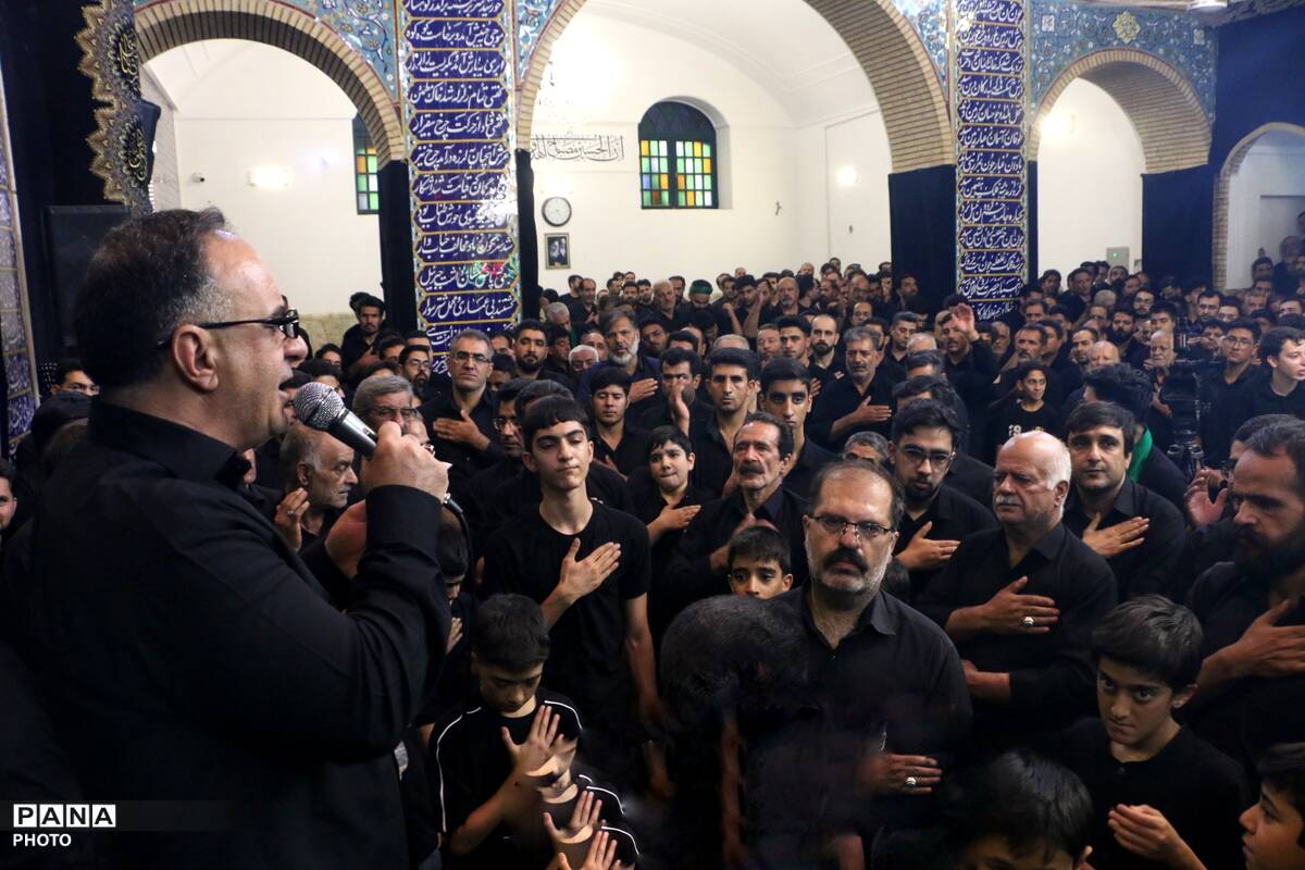 عزاداری هیئت مزرعه امحسن ده بالا در خانه امام حسینی یزد
