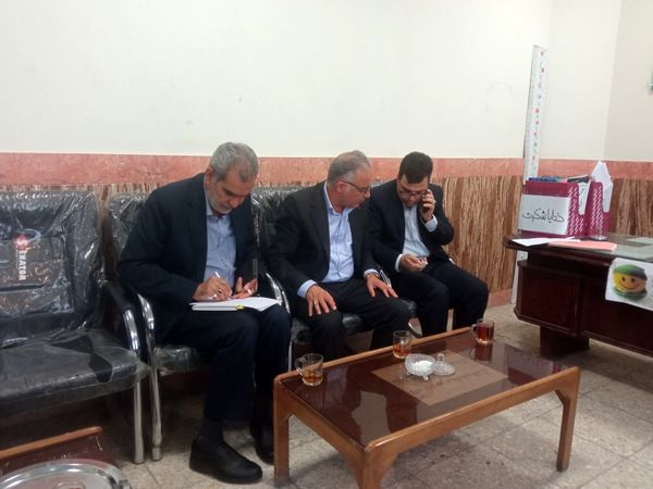 بازدید مدیر اداره ناحیه یک از دبیرستان گلشن آزادی