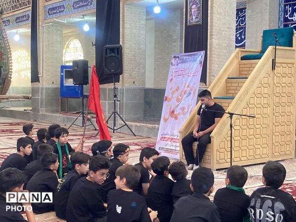 احلی من العسل؛ تجلی عشق نوجوانان به امام  حسین(ع)