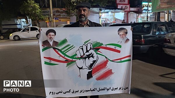همبستگی در صف اول از راهپیمایی‌های شبانه تا پاسداشت روز معلم