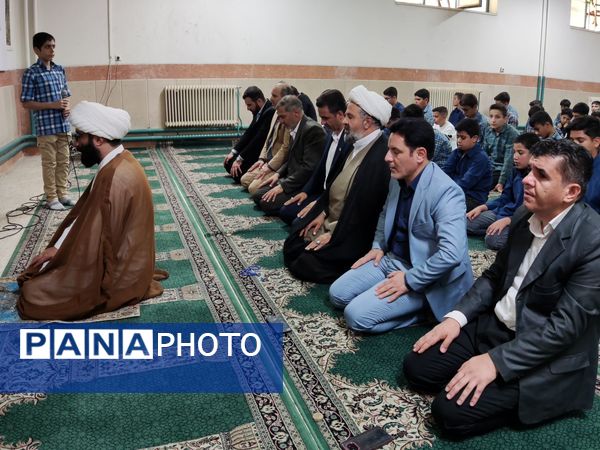 ترویج فرهنگ نماز جماعت در مدارس شهرستان قدس با برنامه "مهر تا مهر "