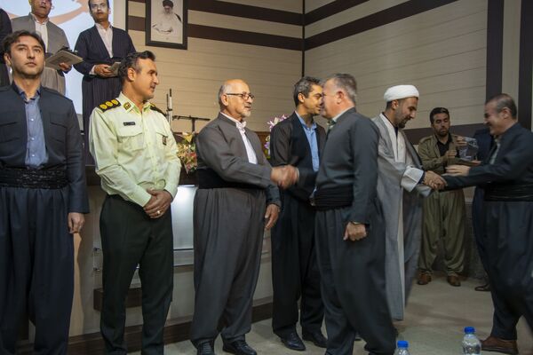 مراسم بزرگداشت روز معلم در جوانرود