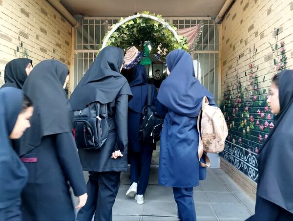 آیین بازگشایی مدارس در مدرسه ازرم مشهد 