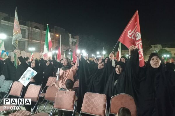 شکوه بیعت اهالی زرقان با آرمان‌های رهبر شهید