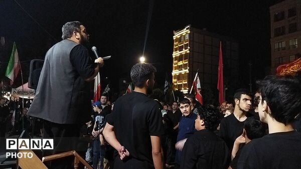 شب تاسوعا در بلوار فضل نیشابور 