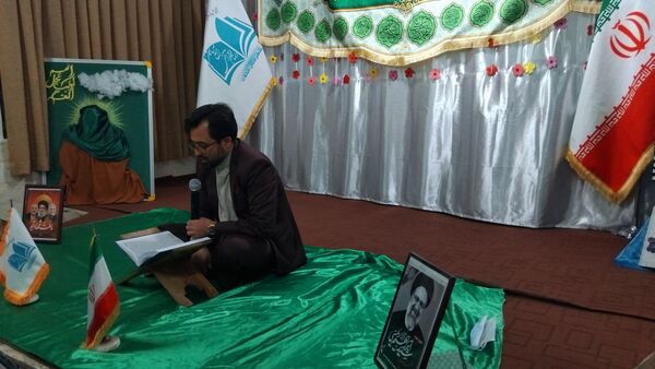 محفل انس با قرآن‌کریم و سفره افطاری در دبستان پسرانه آل‌یاسین شهرستان محلات