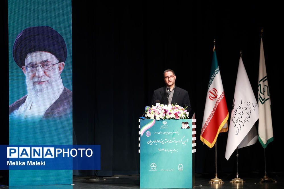 کنار هم قرار گرفتن خانه و مدرسه آغاز شکوفایی استعداد دانش‌آموزان و مسیر تربیت است