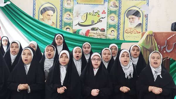 یادواره شهدای دبستان شاهد بنت‌الحسین تبریز با عطر فاطمی