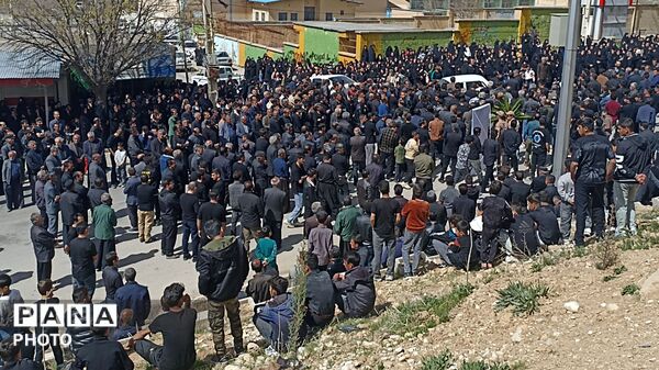 تشییع باشکوه سرباز شهید کاج   