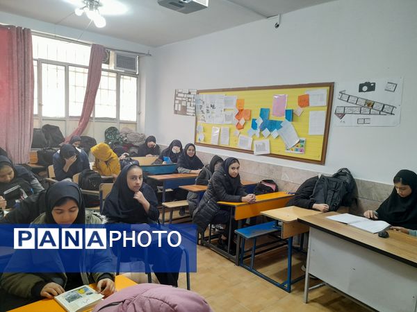 اجرای طرح مدام در دبیرستان دخترانه ریحانه