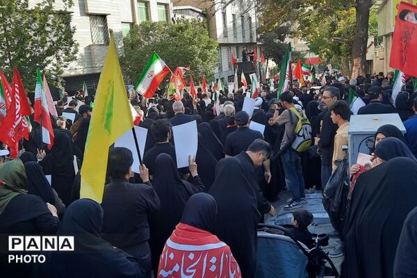 وداع با پیکر داماد رهبر شهید انقلاب