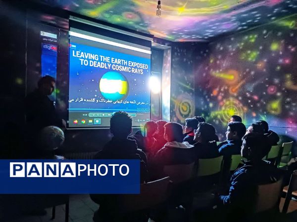 کلاس های آموزشی و آمادگی جشنواره نوجوانان خوارزمی در پژوهشسرا فرهنگ ورامین