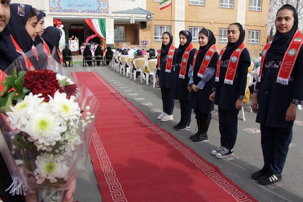 جشن نیکوکاری در مدرسه مهرآیین بهارستان۲