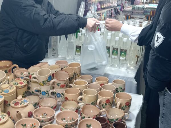 نمایشگاه صنایع دستی در محله طلاب مشهد