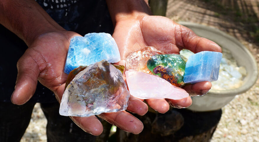 دومین نمایشگاه گوهرسنگ‌ها در تهران افتتاح شد