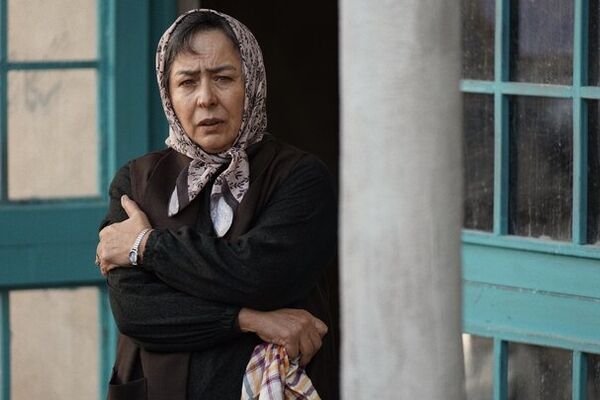 نگاهی به فیلم سینمایی کافه سلطان/ حفظ انسانیت در ساده‌ترین شکل آن