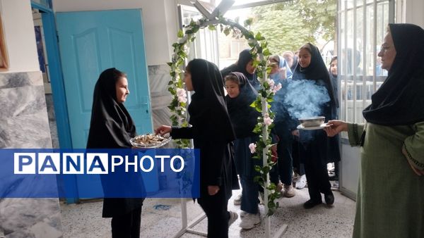 مراسم زنگ مهر در مدرسه فرهنگ خلیل آباد