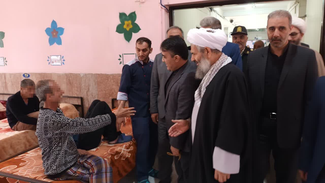 مهر نوروزی مسئولان در مرکز توانبخشی شهید بلبلی اهر