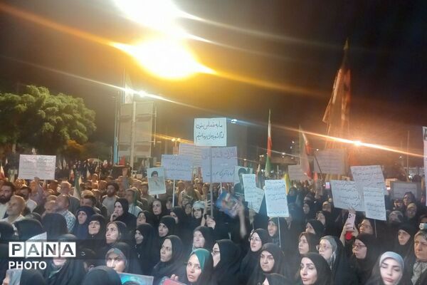 شور و حماسه مردمی در شهرستان شهید پرور قرچک در صدو ششمین شب از تجمعات مردمی 