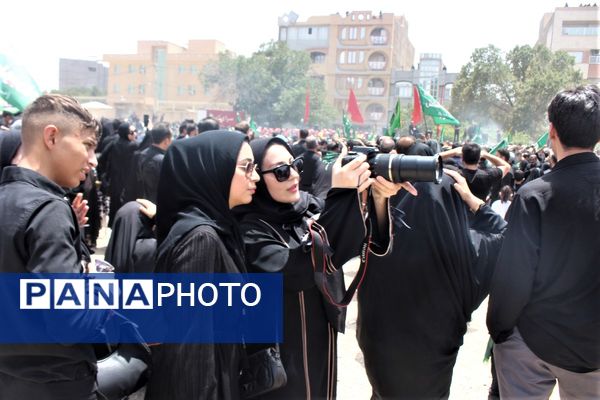 جلوه‌های باشکوه عزاداری روز عاشورا در قم