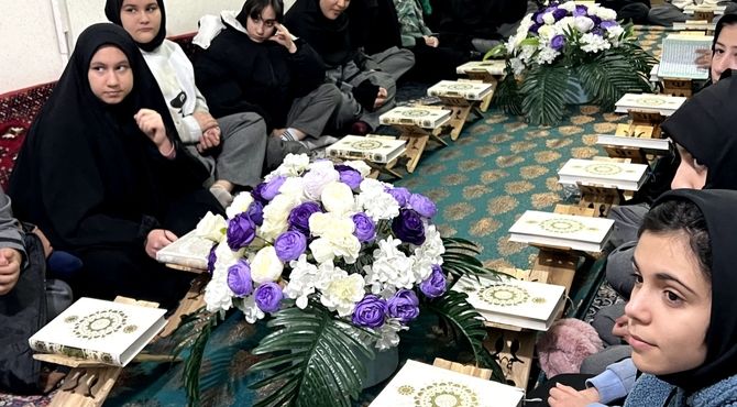 محفل انس با قرآن به مناسبت نیمه شعبان در ساوجبلاغ  برگزار شد