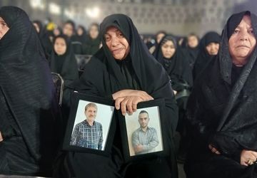 در سایه‌سار فاطمیه، بیست و سه بار بوسه بر آستان عشق گمنام