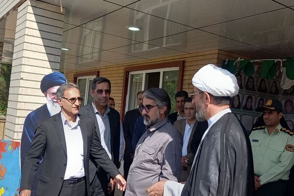 آیین بازگشایی مدرسه قلم‌چی الشتر 