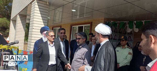 آیین بازگشایی مدرسه قلم‌چی الشتر 