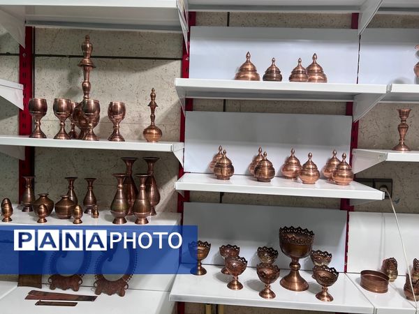 افتتاحیه غرفه فیروزه کوبی در بازارچه صنایع دستی شهرکرد