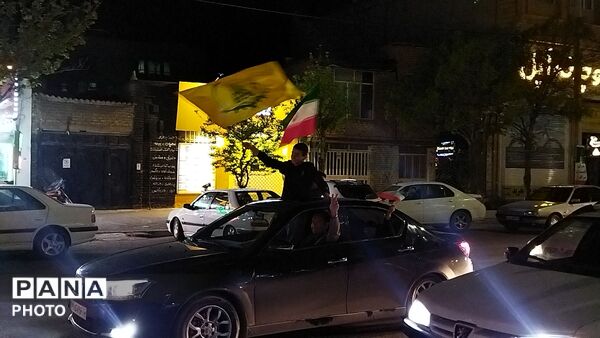 چهل و یکمین رژه ماشینی بلوار فضل نیشابور پس از آغاز جنگ 