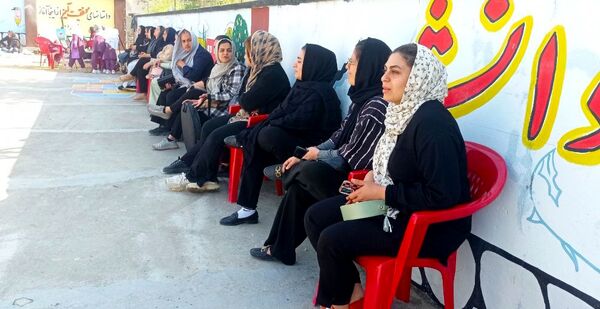 جشن هفته مازندران در دبستان نرجس خاتون گلوگاه 