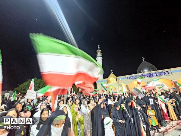 اجتماع حماسی «دختران زینبی» در سندرک به مناسبت سالروز ولادت حضرت معصومه (س)