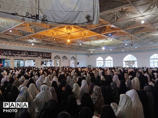 نماز عید سعید فطر در شهرستان کاشمر 