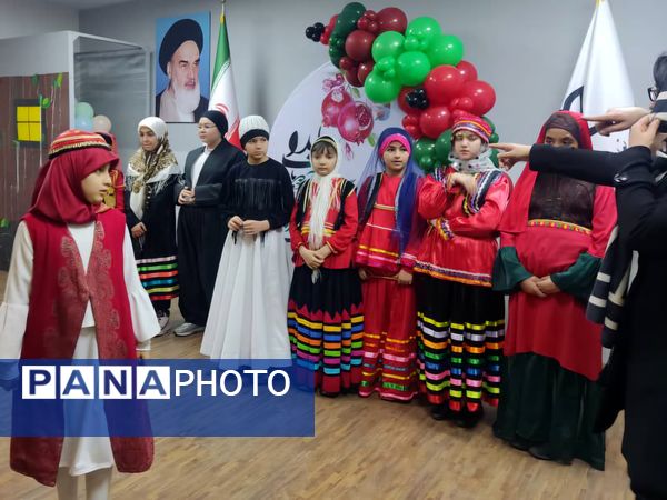 برگزاری اختتامیه جشنواره و نمایشگاه یلدایی کانون فرهنگی‌تربیتی روح‌الله در منطقه ۵