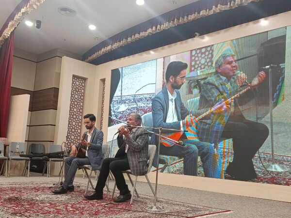 تجلیل از بازنشستگان آموزش و پرورش استان خراسان رضوی