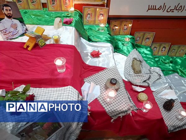 نمایشگاه دختران آفتاب در دوره اردوهای متمرکز شهر تهران