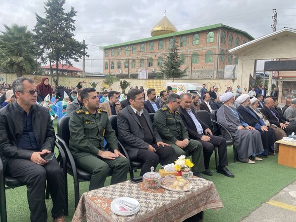 برگزاری جشن غنچه‌ها در آمل 