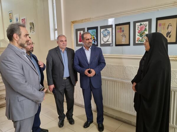 افتتاح نمایشگاه قطبی هنرستان‌های شهر تهران