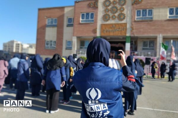  جشن جوانه‌ها در مدرسه فرزانگان ملارد