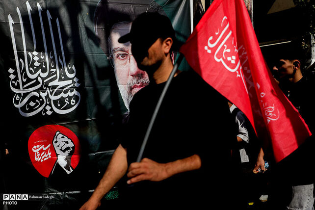 مراسم آیینی پیاده‌روی جاماندگان اربعین حسینی در تهران - ۵