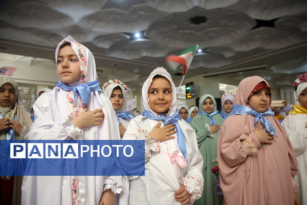 جشن تکلیف 2 هزار نفری دختران سراسر کشور در قم
