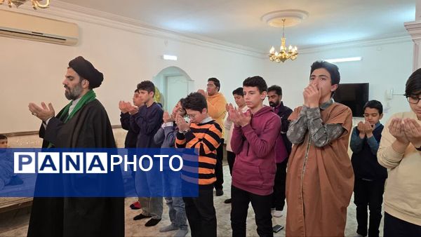  جلسات هفتگی صراط الحمید در دبیرستان بعثت  