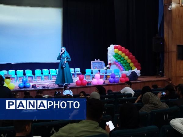 جشن باشکوه فارغ‌ التحصیلی نوگلان رنگین کمان کاشمر