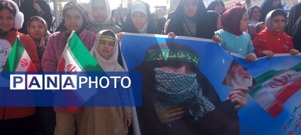 حضور پرشور مردم جلگه رخ در راهپیمایی بزرگداشت ۲۲ بهمن ماه